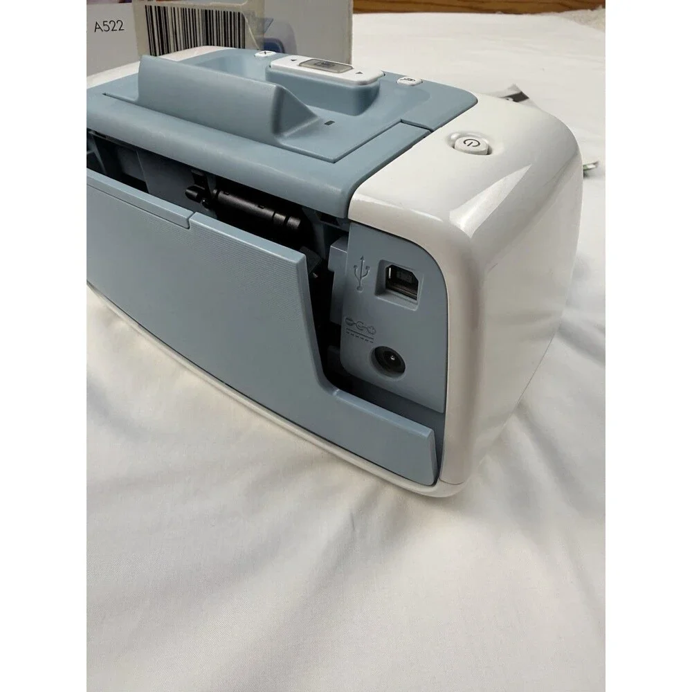HP PhotoSmart A522 Portable Inkjet 4x6 Color Photo Printer USB PictBridge